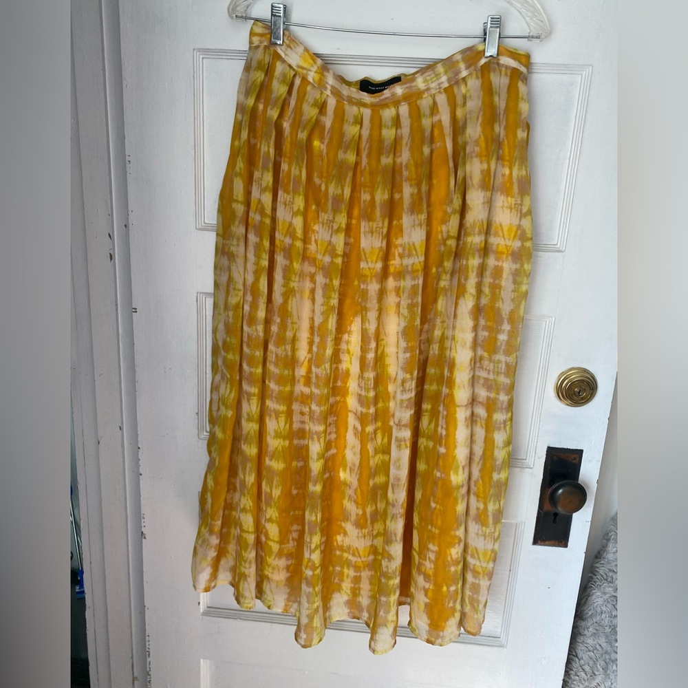 Yellow flowy midi skirt